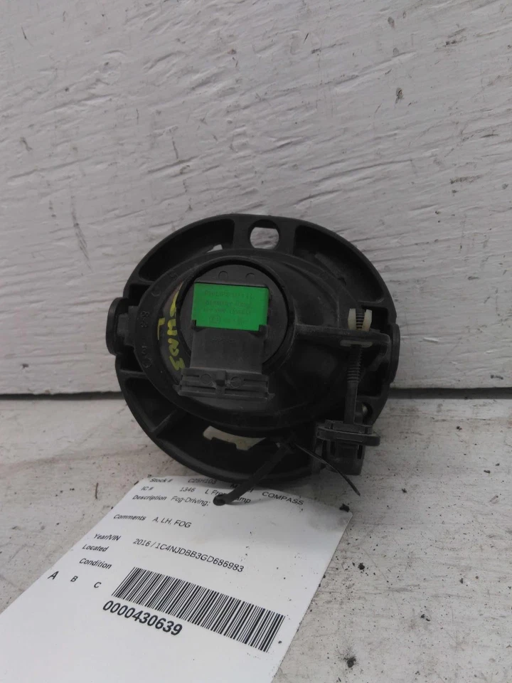 Used Driving Light fits: 2016 Jeep Compass Fog-Driving Grade A - Image 2 of 4