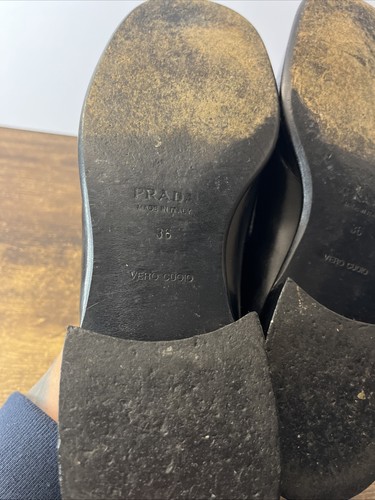 Scarpe mocassino vintage anni 90 circa PRADA nere punta tonda fibbia argento taglia 36 - Foto 10 di 10