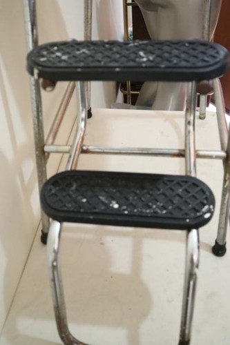 2021 RESTORATION PROJECT : Antique Australian Made Tubular Step Stool Ladder - Picture 3 of 10