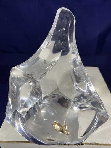 Vintage for Franklin Mint - Penguin on Ice Crystal Paper Weight Initial jc - Picture 2 of 8