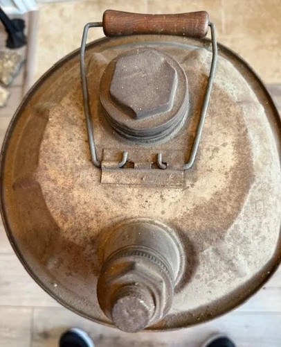 1960s 5-gallon Marathon Oil Company Motor Oil Can/VEP SAE40 - Picture 6 of 10