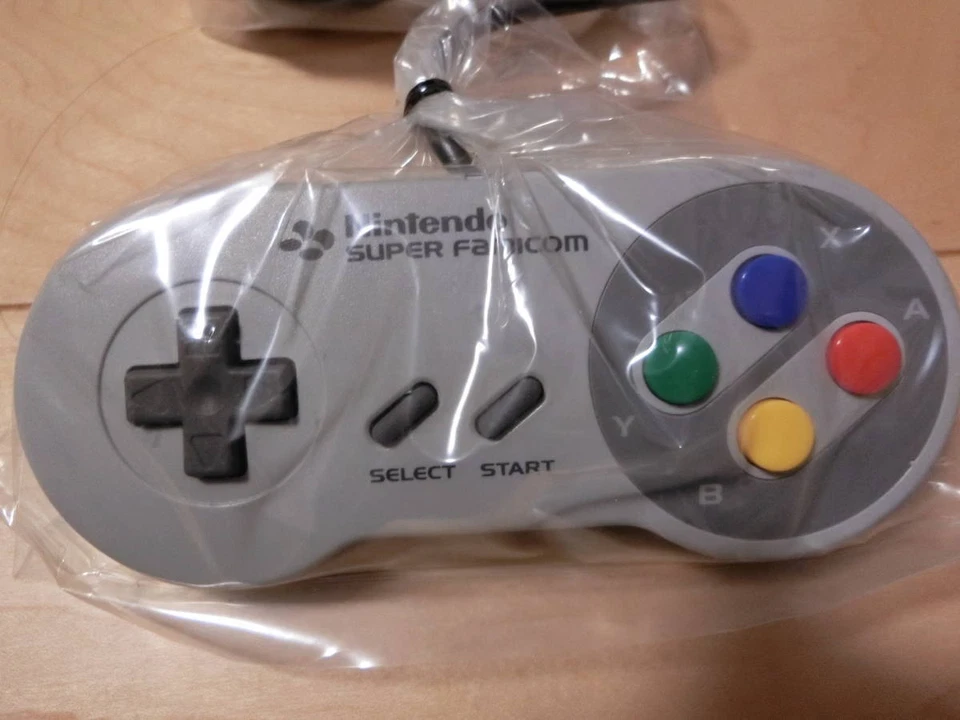 Nintendo Super Famicom Official Controller Pad SHVC-005 New Unused Japan - Image 2 of 4