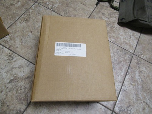 NEW OLD STOCK GENUINE US MILITARY ISSUE M17A2 CHEMICAL GAS MASK COMPLETE KIT - Picture 5 of 6