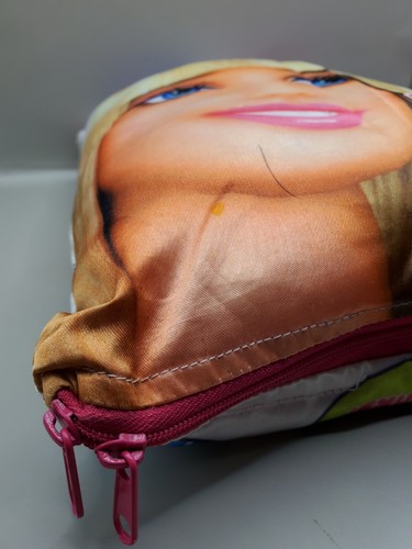 2011 Imc Toys Barbie Pillow With Built In Speaker - Bild 6 von 6