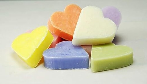 EasySoap Base per Saponi Artigianali 1 kg Bianca con colorante a scelta - Imagen 2 de 6