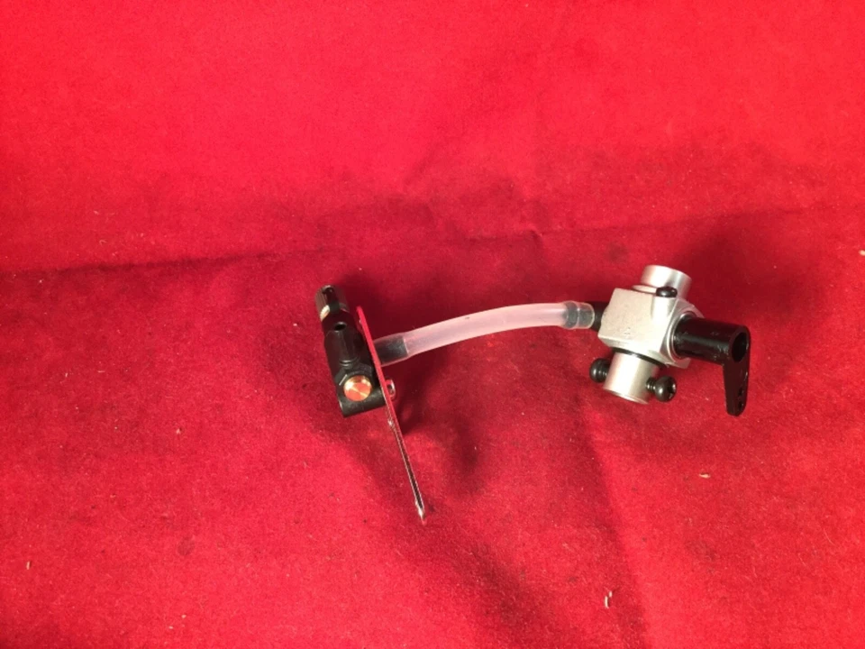 OS LA 40-46 & 35-40FP R/C REAR NEEDLE CARB ASSY TAKE OFFS - Image 3 of 4