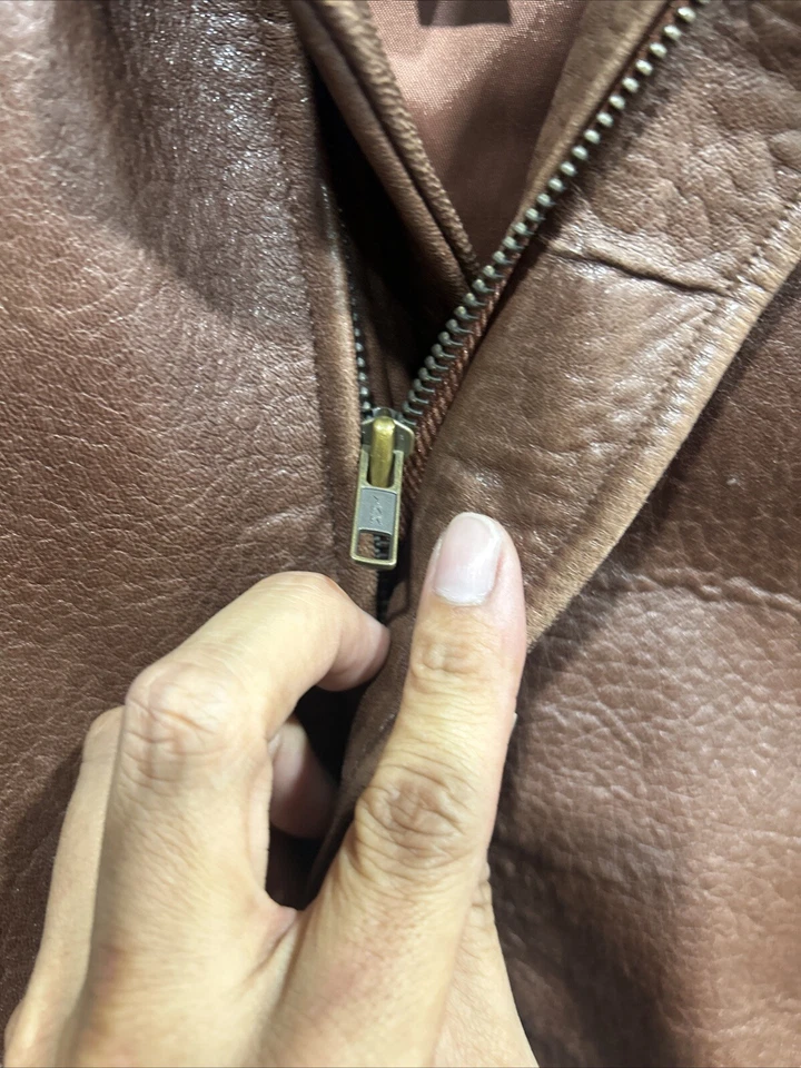 Vintage Georgetown Leather Design Men’s Sz MED Brown Bomber Jacket Full Zip - Image 4 of 4