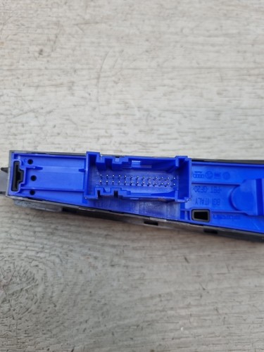 2013 VW PASSAT B7 FACELIFT START /STOP PARK SENSOR SWITCH 3AC927137K - Picture 9 of 9