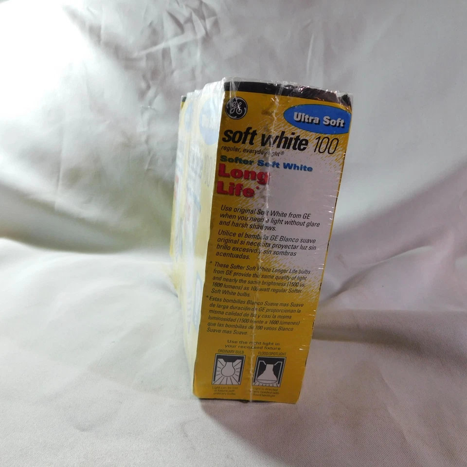 8 GE Light Bulbs, 100 Watt, Soft White, A19 Bulbs  2x 4 Pack - Image 3 of 4