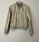 Foto 8 di 9