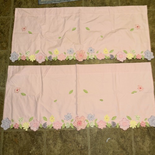 Pottery Barn Window Treatments Floral Appliqué Lined 2 Panels 18”x 44” Each - Picture 1 of 9