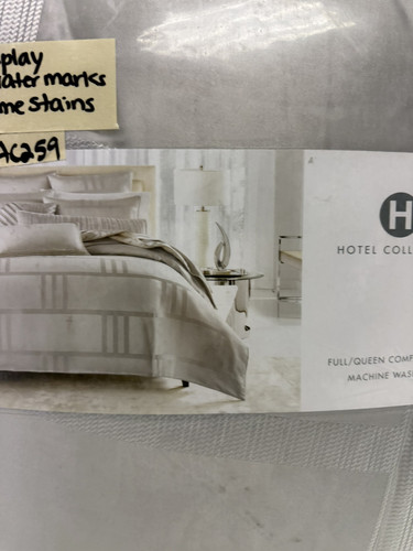 Hotel Collection Structure Silver F/Q Comforter Preowned W/defect - Picture 2 of 11