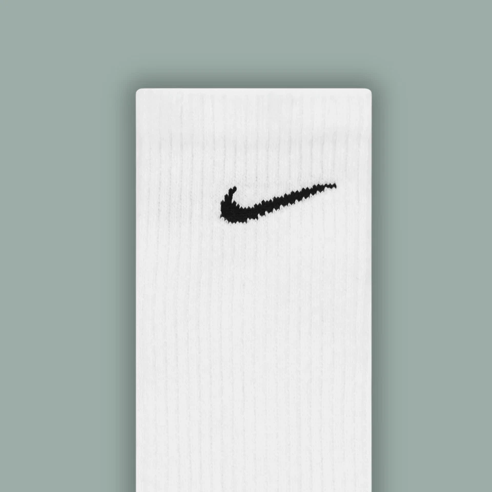 women's Nike Dri-Fit Everyday crew cushioned training socks White & Black - Image 4 of 4