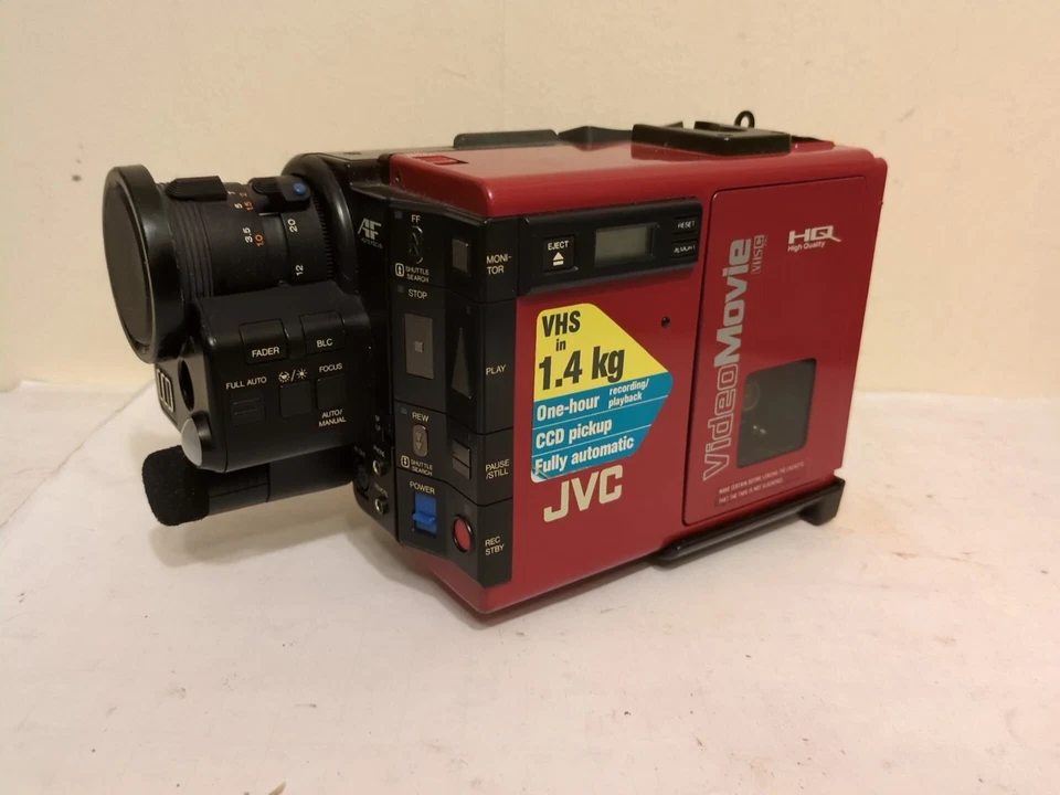 JVC Videomovie GR-C7E VHS-C Camcorder Black & Red HQ Auto Focus with Accessories - Image 2 of 4