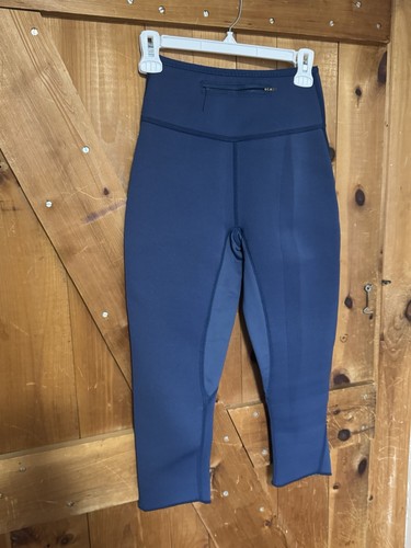 Zaggora Women's Hot Pants Sweat Neoprene Athletic Capri Back Pocket Size XS - Picture 2 of 6