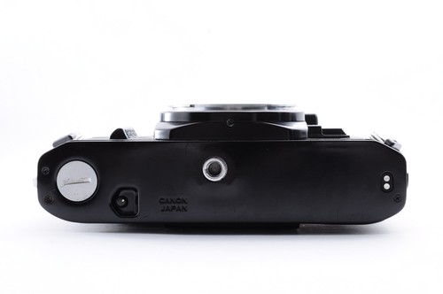 Canon AE-1 Black / Zoom Lens New FD 35-70mm f/3.5-4.5 Exc+ SLR Y3404 - Picture 6 of 22