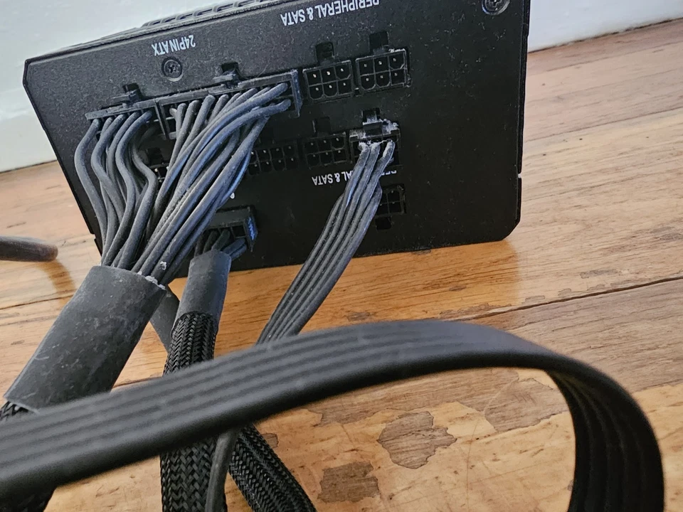 Corsair RM850x Gold Certified Modular PSU USED with Power Cord and Some Cables - Image 3 of 4