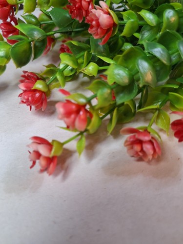 Künstliche Mini Rosen Grünzeug Kunststoff 15 Bündel je 2 Stiele NEU - Bild 3 von 7
