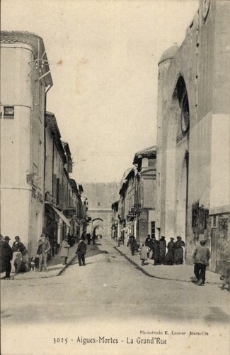 CPA Aigues-Mortes-Gard, La Grande Rue - 4713114