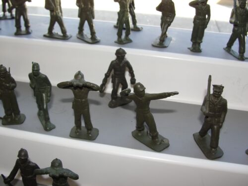 Vintage 1950s Marx 45mm Training Center Playset GI Soldiers - Picture 10 of 15