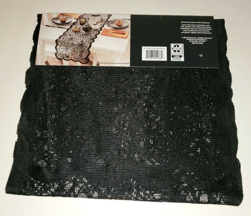 SPIDER WEB LACE STYLE GOTH HALLOWEEN TABLE COVER MANTEL RUNNER 13"X72" - Picture 3 of 4