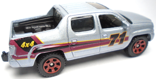 2018 MATCHBOX '07 HONDA RIDGELINE 4X4 #71 SILVER 1:64 DIECAST 3" PICKUP TRUCK - Picture 4 of 6