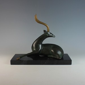 Bronze-Sculpture-of-a-Gazelle-on-a-Marble-Base