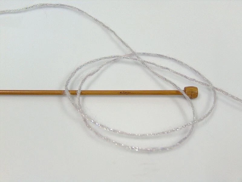 Cadena metálica Silver Grey Night Star 67953 hilos de hielo mezcla de lana DK 50 g 218 años Foto 3 de 4