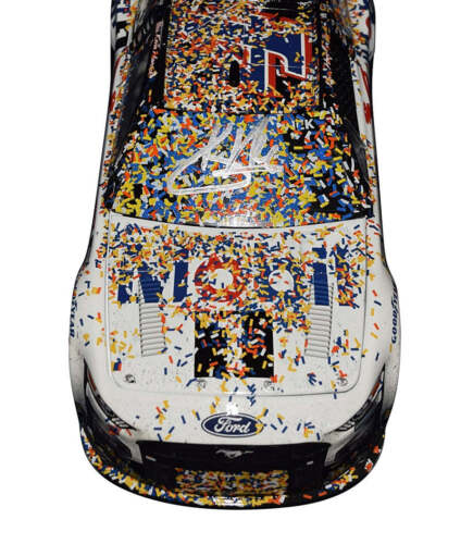 AUTOGRAPHED 2022 Kevin Harvick #4 Mobil 1 Racing RICHMOND WIN (Raced Version) 60 - Picture 3 of 4