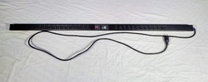 APC-AP7830-Metered-Rack-Power-Strip-PDU-24-Outlet-L5-20P-16A-120v-Tested-amp-Works
