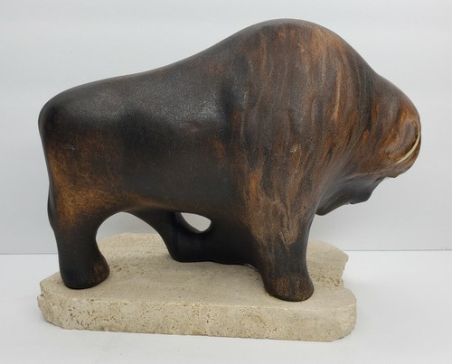 Vintage Signed Maigon Daga Studio Art Pottery porcelain Bison Buffalo Sculpture  - Bild 7 von 12