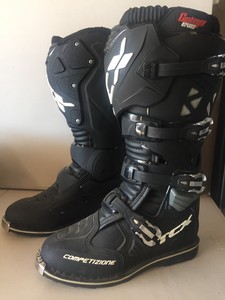 bota motocross tcx