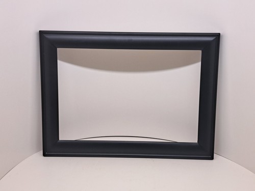 Insignia 10” Digital Picture Frame W/2 Interchangeable Frames 15:9 - Picture 4 of 12
