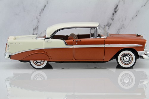 Precision Miniatures USA 1956 Chevrolet Bel Air 4-Door Gold Ivory Hardtop 1:18 - Picture 5 of 17