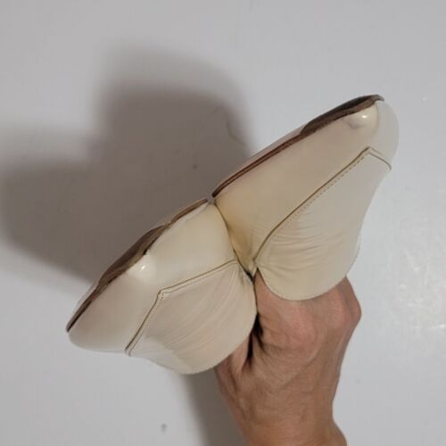 Aeyde Martha Pointed Toe Flats Womens 8.5 Minimalist Neutral Contemporary New - Picture 4 of 9