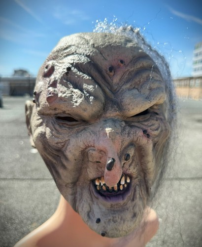 SCARY WITCH EVIL LATEX MASK HALLOWEEN COSTUME PARTY FANCY DRESS COSPLAY ADULTS - Picture 4 of 4