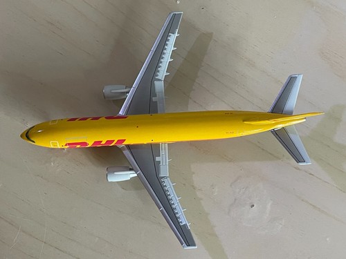 1:400 Herpa DHL A300B4F OO-DLW *EXTREMELY RARE 2006 RELEASE* LIMITED EDITION - Picture 4 of 4