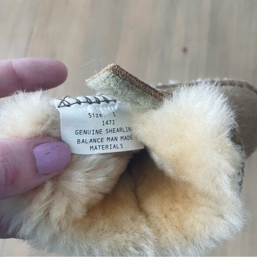 Minnetonka Booties Baby Size 1 Shearling Faux Leather Vegan Winter Warm Boots - Picture 6 of 6