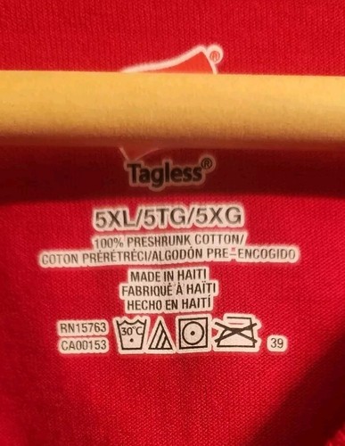 (2) Mens Hanes T-Shirt Short Sleeve Crewneck Pre Shrunk Cotton 5XL Red/Green - Picture 4 of 6