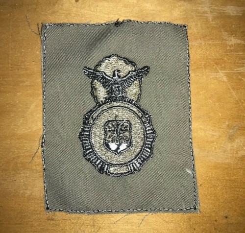 Camisa uniforme de las Fuerzas de Seguridad de la Fuerza Aérea de los Estados Unidos insignia ABU parche COSIDO - Imagen 2 de 2