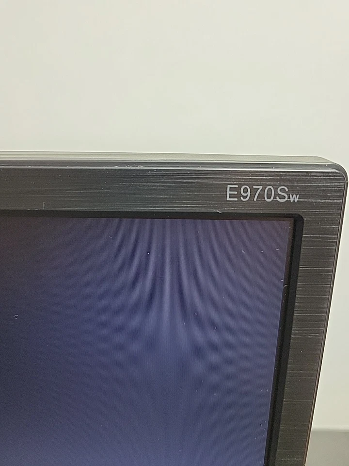 AOC E970SW 19" LED Monitor - Black VGA Power cable included - Image 3 of 4