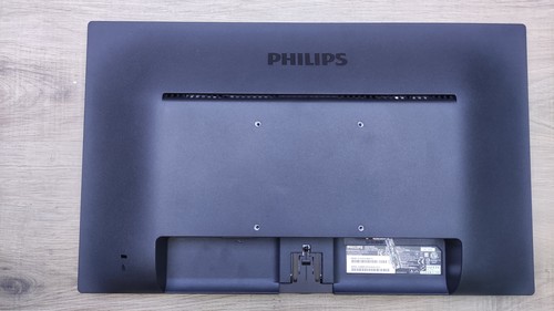 Philips 203V5LSB26/10 Monitor 19.5" 1600x900 VGA TN Panel 60Hz Black - Picture 4 of 4