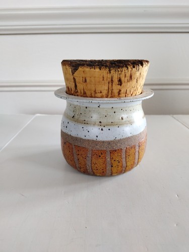 Vintage Ceramic Jam Jar Handmade Signed White, Pumpkin And Tan. - Picture 3 of 10