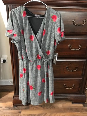 luxology wrap dress