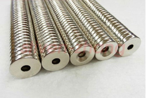 50pcs Strong N50 Round Neodymium Countersunk Ring Magnets 15mm x 4mm Hole 4mm - Picture 1 of 2