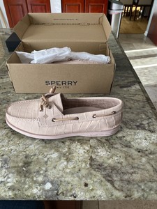 sperry vida