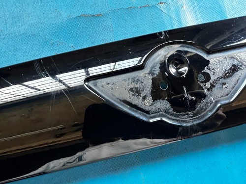 BMW Mini One/Cooper/S Tailgate Handle Cover Black (F55/F56/F57) 51137362120 - Picture 5 of 7