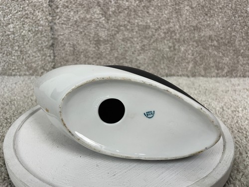 Estatuilla escultura cisne porcelana Royal Dux 9" mate blanco y negro - Imagen 6 de 10