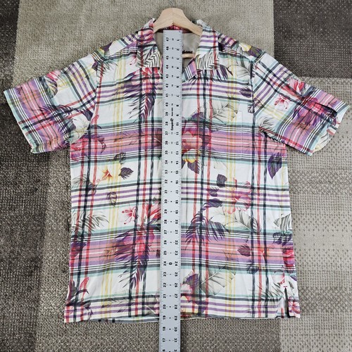 TOMMY BAHAMA MEN'S SHIRT MEDIUM RED BIEGE FLORAL PLAID SHORT SLEEVE 100% SILK - Picture 6 of 7