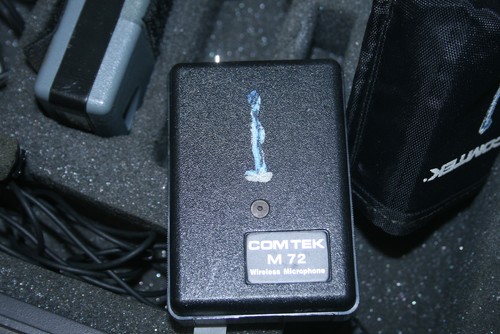 Comtek M72 Wireless Microphone w/Comtek Camera Companion MRC-82 Receiver MRC82 - Picture 3 of 8